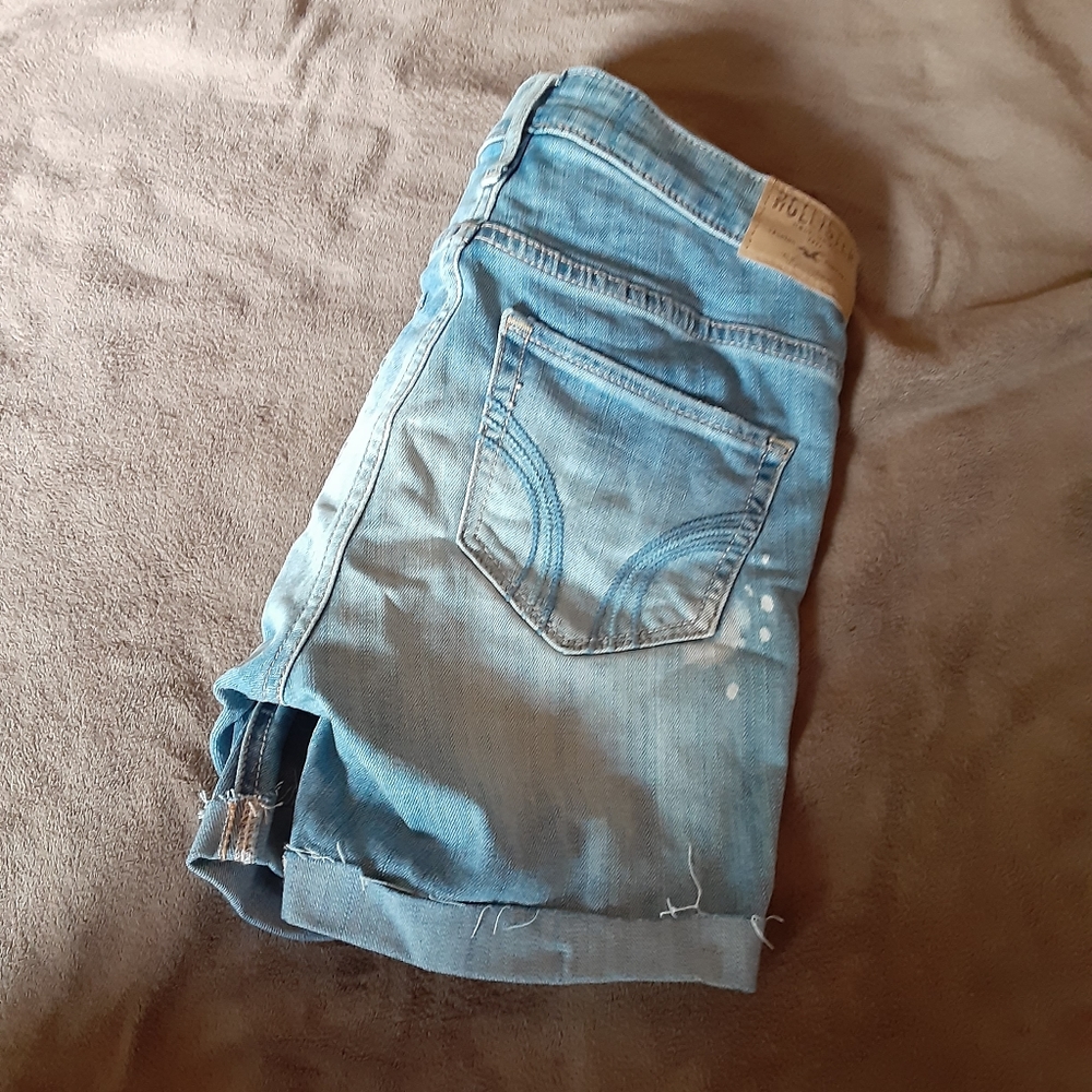 Hollister shorts size 0